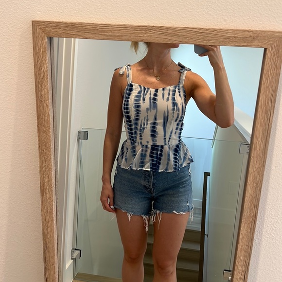 Blue and white tie dye tank size S - Picture 2 of 4